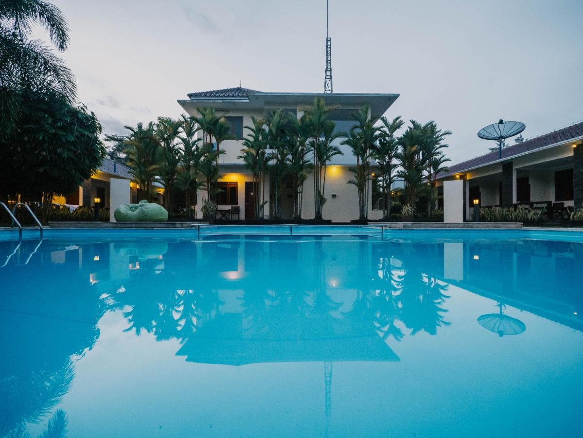 Sunrise Resort Batukaras Eksteriør billede