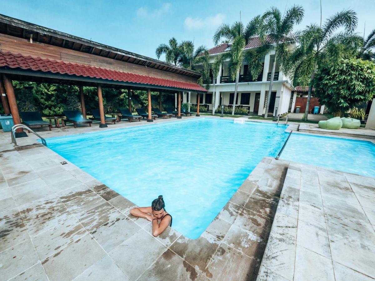Sunrise Resort Batukaras Eksteriør billede